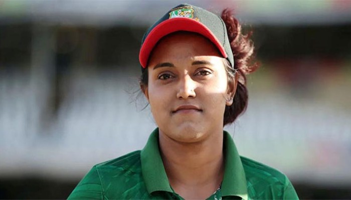 মেজাজ হারিয়ে শাস্তি পেলেন জ্যোতি